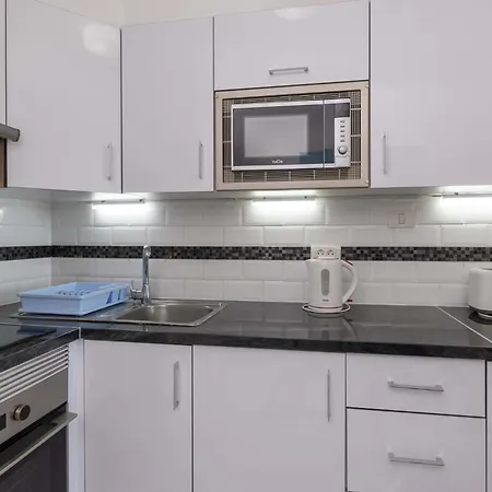 Castle Harbour 35 - Two Bed Apartmán *