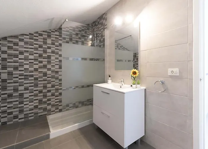 Castle Harbour 35 - Two Bed Apartmán