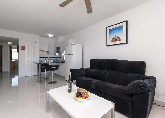 Apartment Castle Harbour 35 - Two Bed