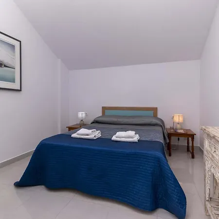 Castle Harbour 35 - Two Bed